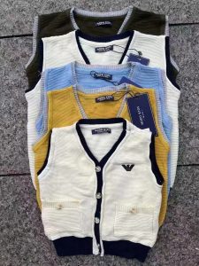 Y02608#Children’s knitted vest